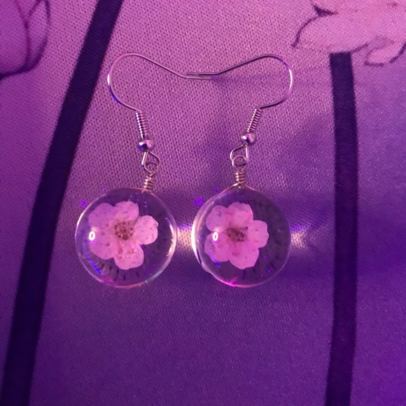 Pink Flower Earrings ! - Picture 1 of 4